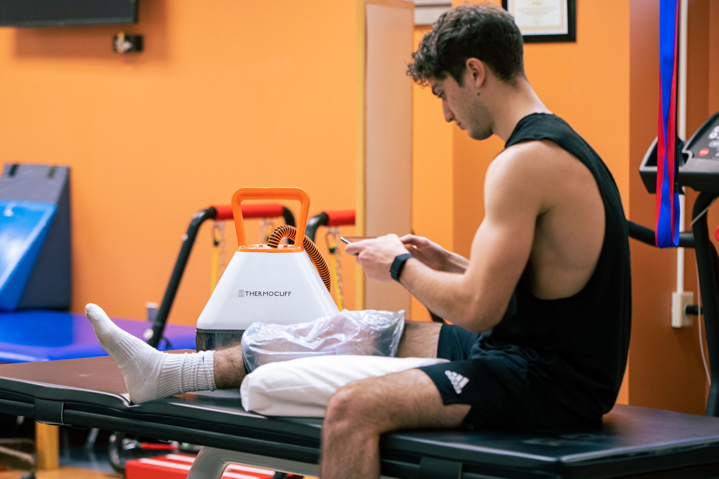 Athlete during a ThermoCuff session